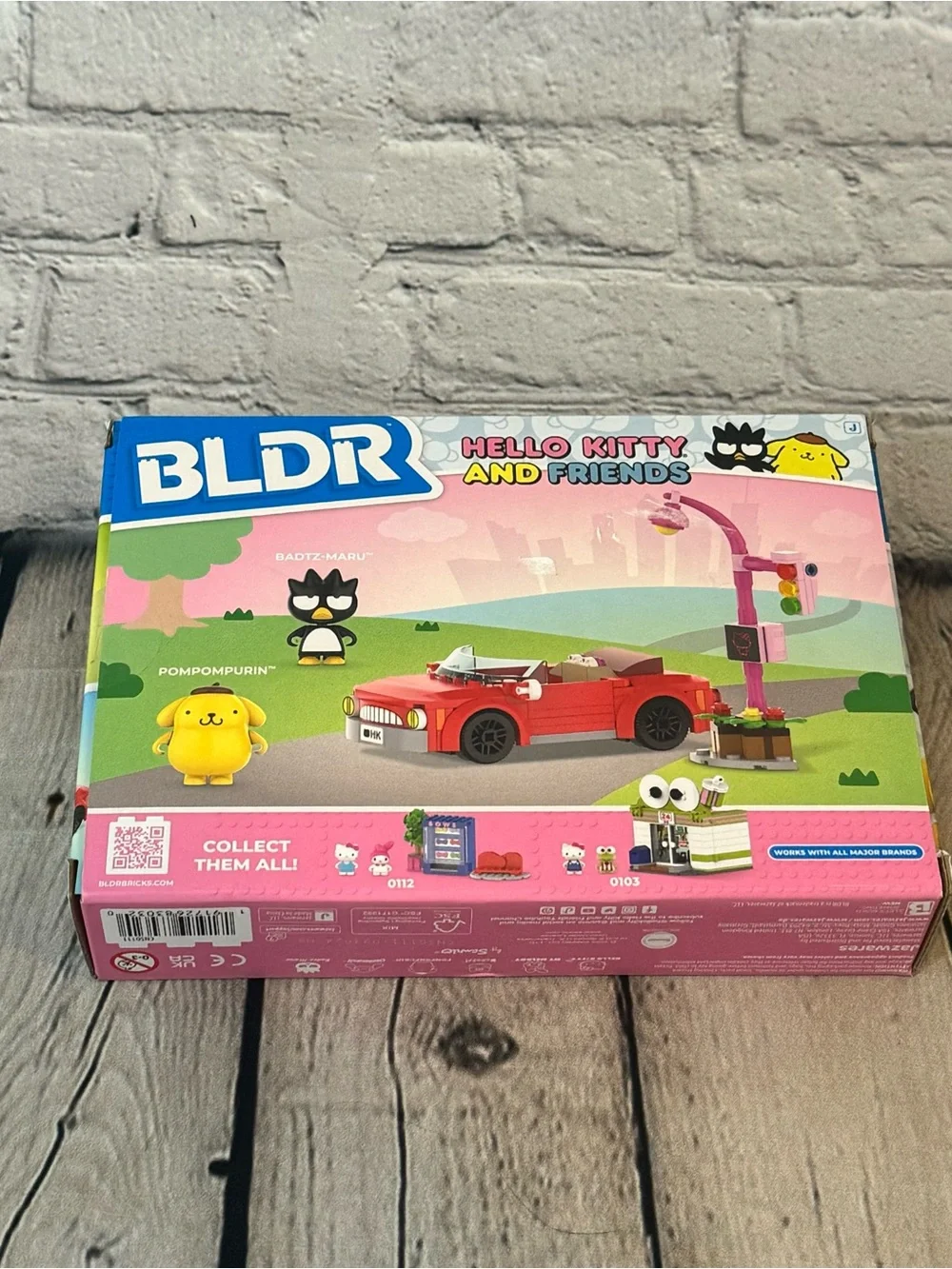 Hello Kitty and Friends BLDR Convertible Car Set